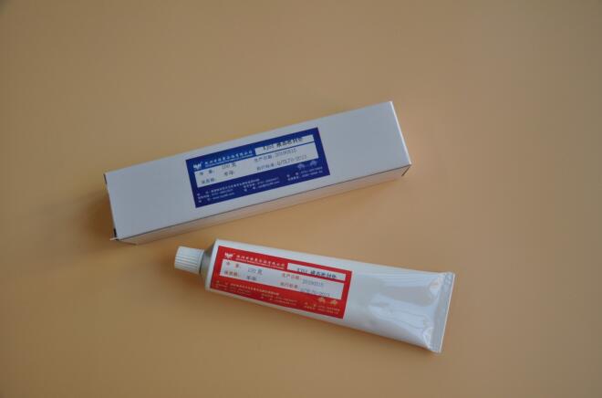 耐航空油的發(fā)動(dòng)機(jī)密封膠