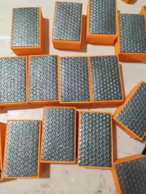 環(huán)氧樹脂干磨片的使用過(guò)程中注意事項(xiàng):