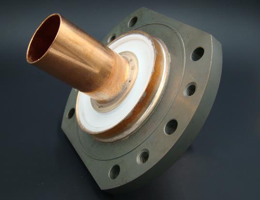 用膠水來取代陶瓷和金屬焊接